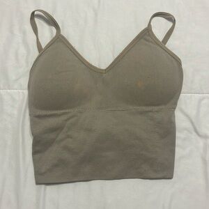 cute tan shein cropped tank!